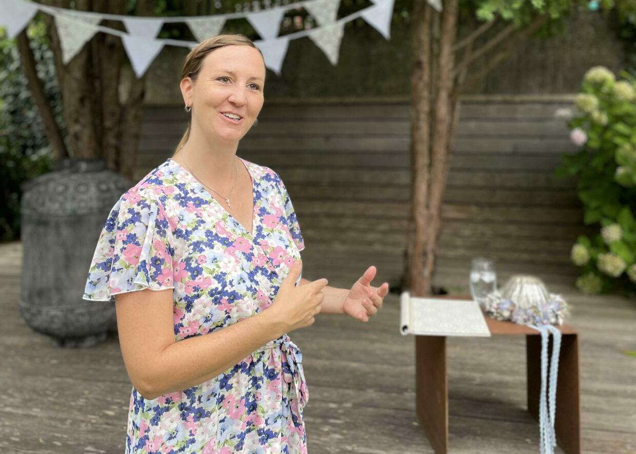 Trau-Frau Katrin Eberle free Wedding Celebrant