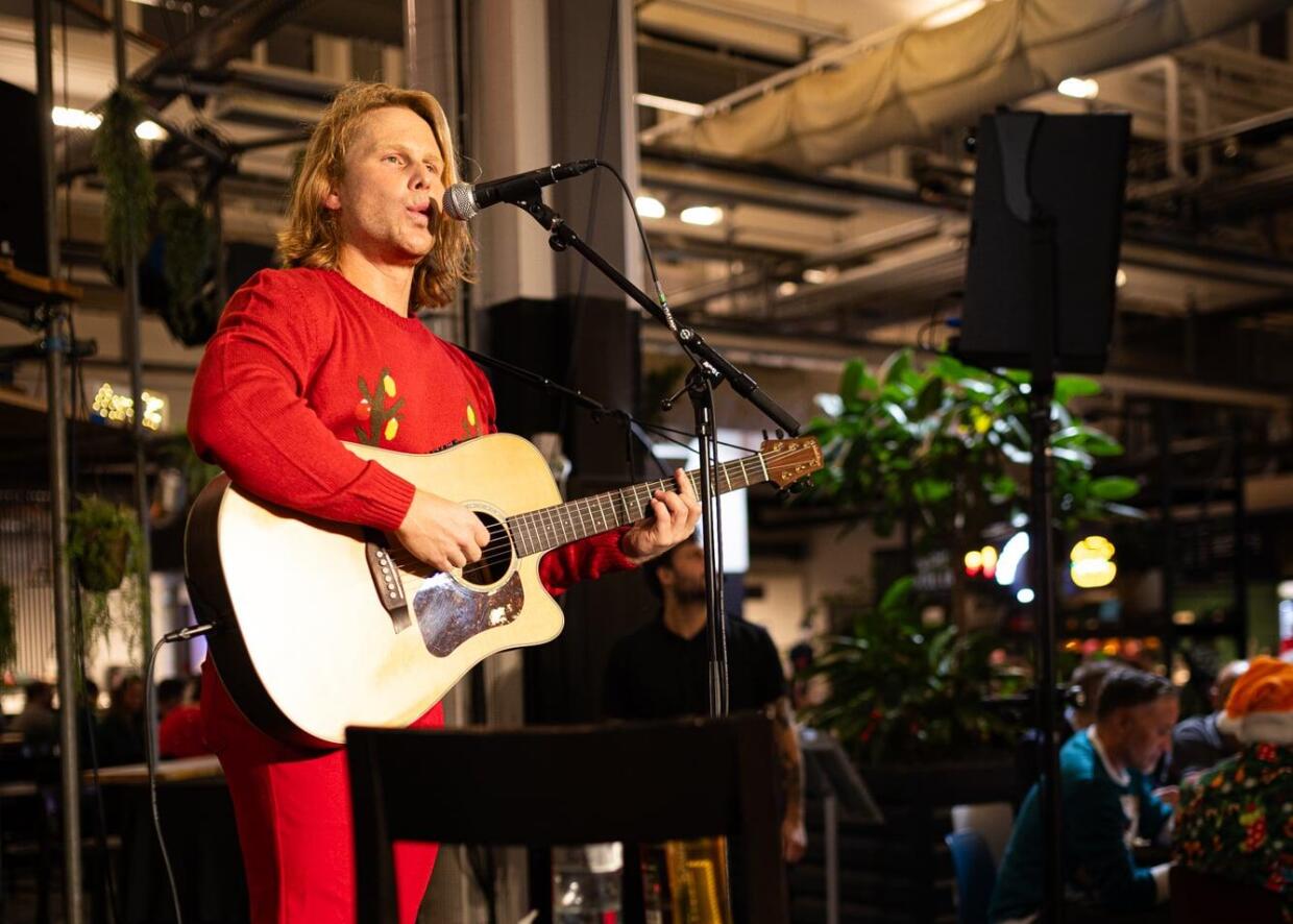 Dave Niederberger - Acoustic Evergreens