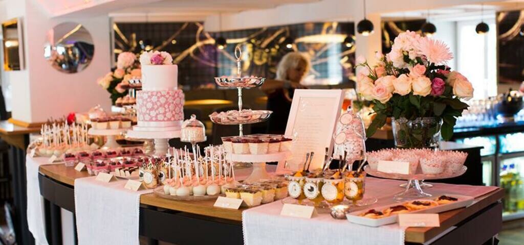 Sweet Tables und Hochzeitstorten von Schmöckt Guet