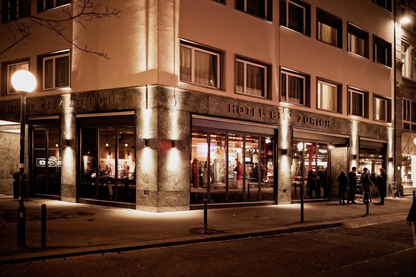 Löweneck |  Restaurant & Bar