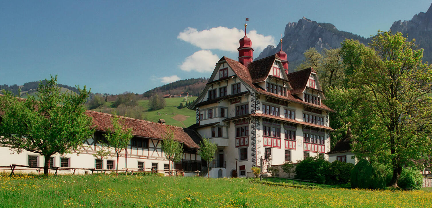 ITAL REDING-Hofsatt | Die Schwyzer Begegnungsstätte