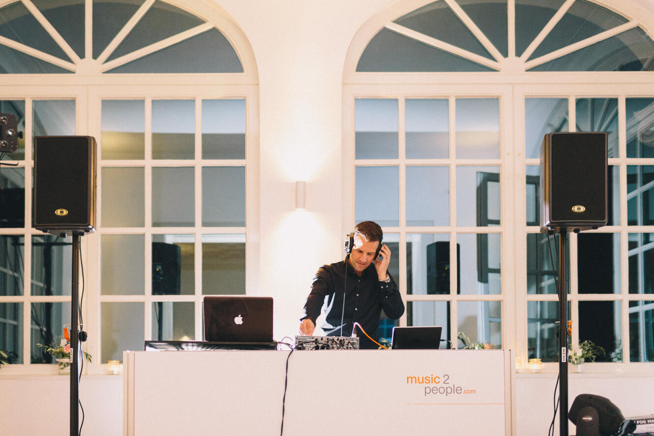 music2people - Professioneller Hochzeit & Event DJ 