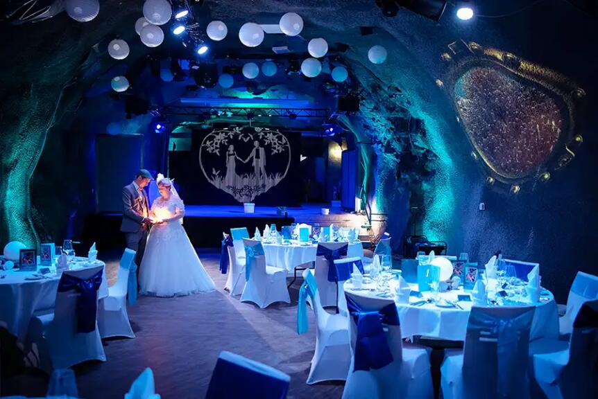Einzigartige Event&Erlebnis Location im Berginnern