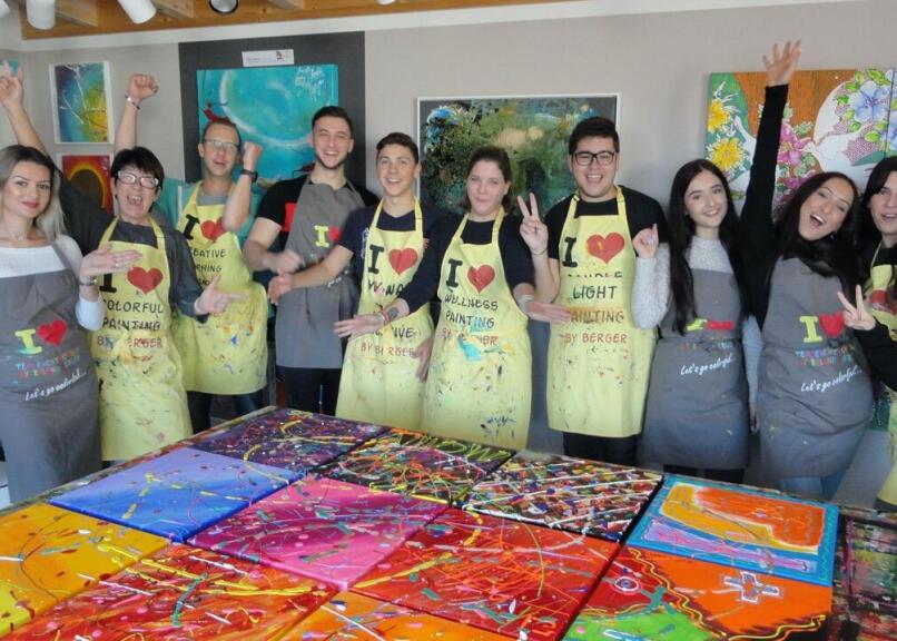 ActionPainting & Padel-Fun with Pizza Feast - all under one roof