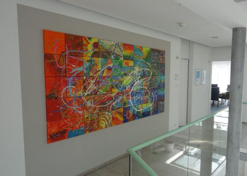 ActionPainting & Padel-Fun with Pizza Feast - all under one roof