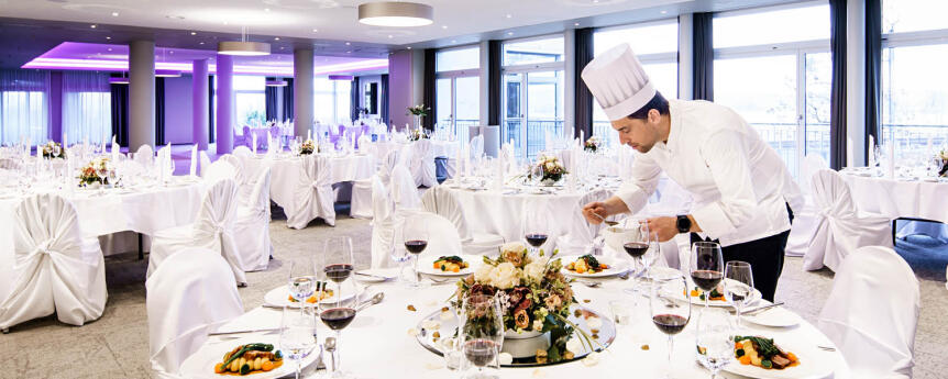 Treffen, tagen, feiern, schlafen und geniessen