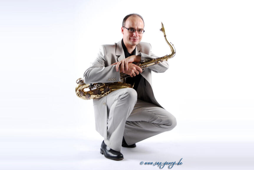 Flexibler Saxophonist mit großem Repertoire.